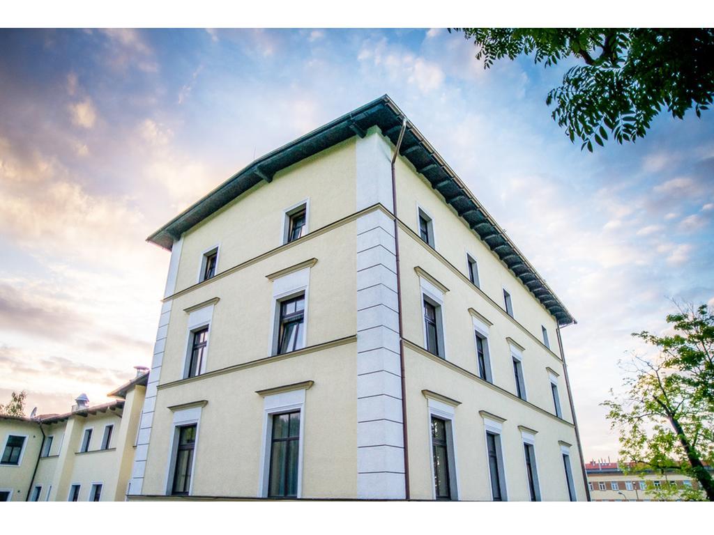 Hotel Fenix Jelenia Gora Exterior photo